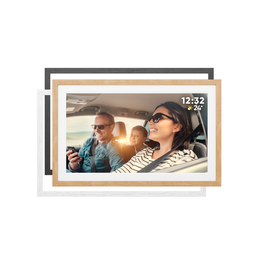 21.5” Wi-Fi Digital Photo Display with 3 switchable frames