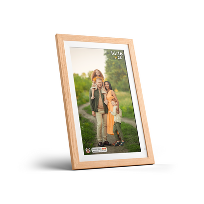 15.6” Wi-Fi Digital Photo Display with 3 switchable frames